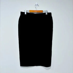 DKNY Black Knee-Length Pencil Skirt for Work or Everyday Wear | Large *